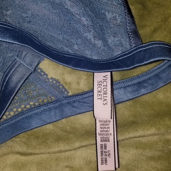 SOLD - Picture 4 of 4